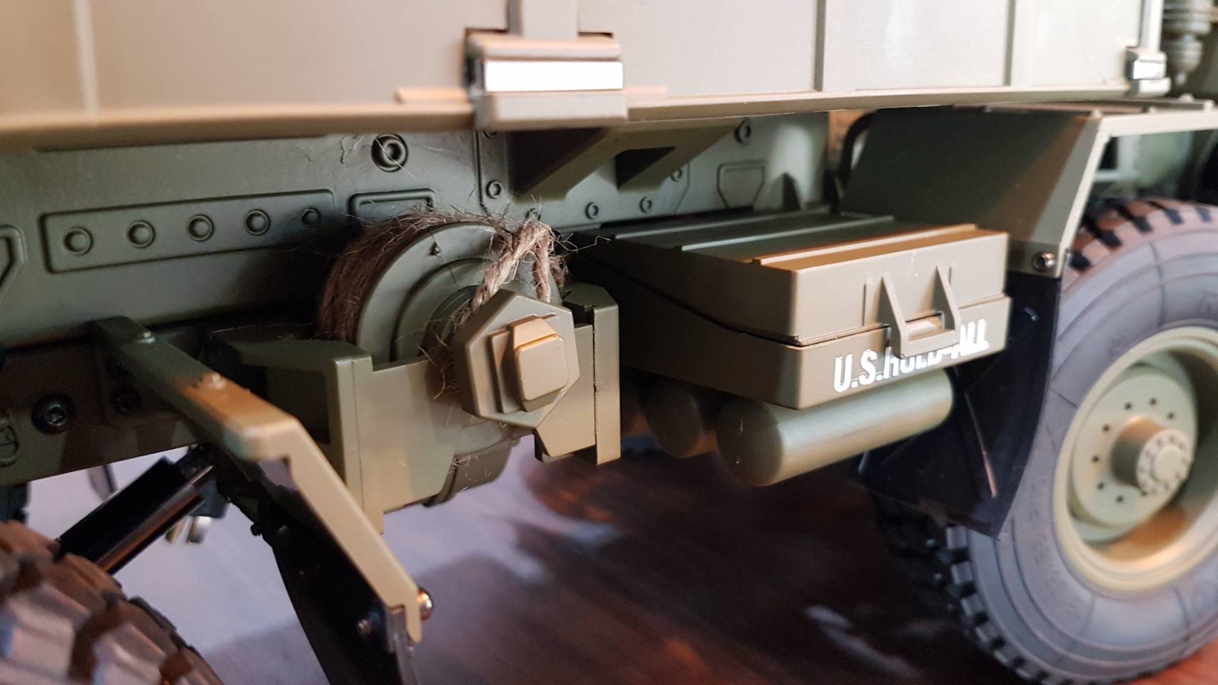 U.S. M977 Hemtt Oshkosh 8x8 Military Cargo Truck