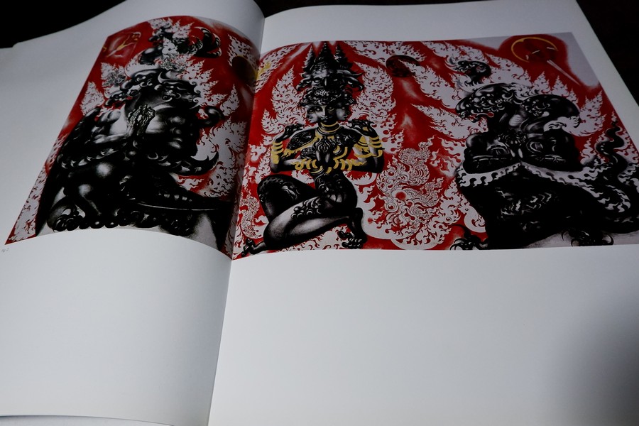 THAWAN DUCHANEE TRINITY นิทรรศการ ไตรสูรย์ โดย ถวัลย์ ดัชนี ปี2548 (Pre-Order สอบถาม)