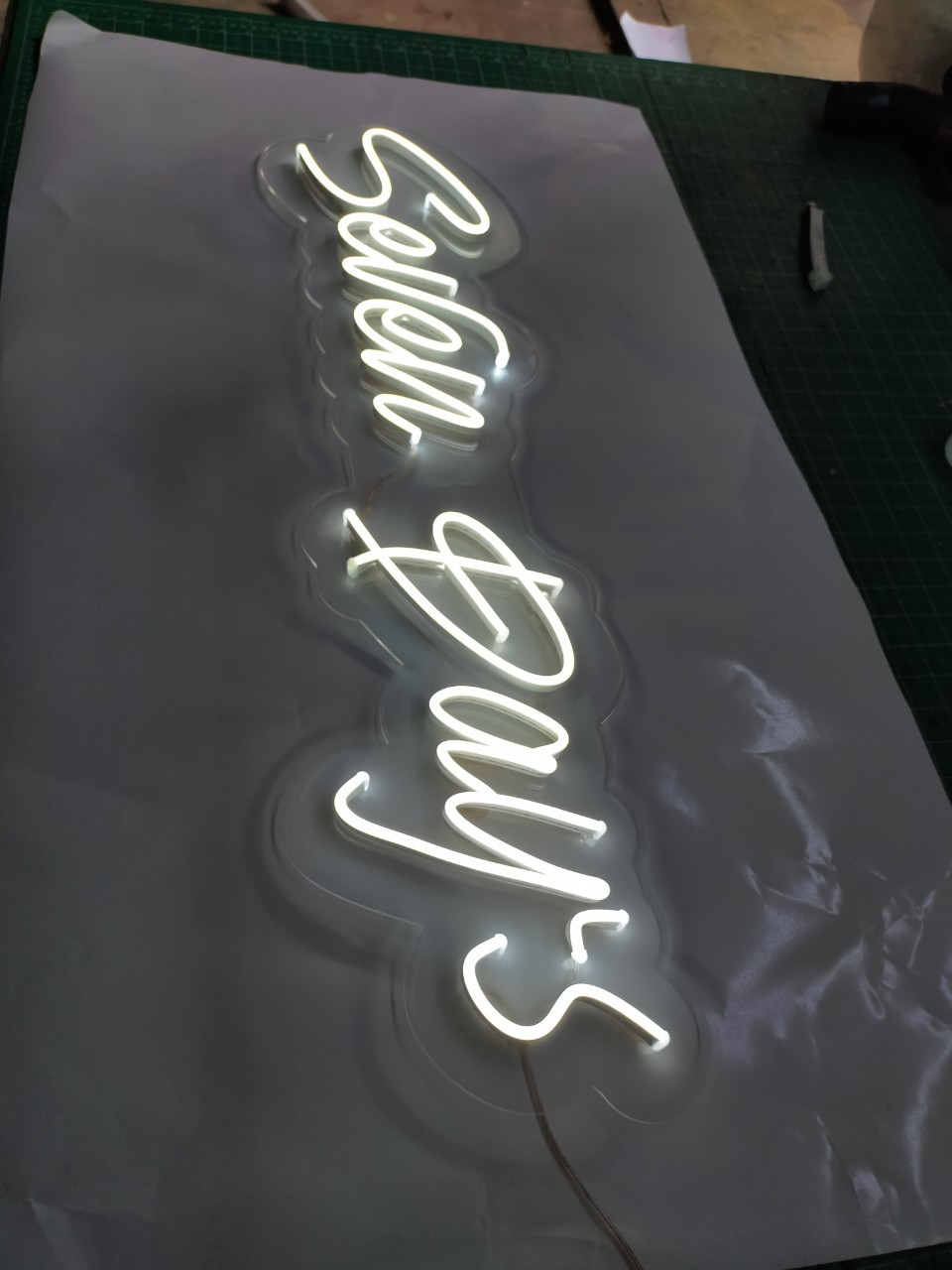 งานไฟเฟค