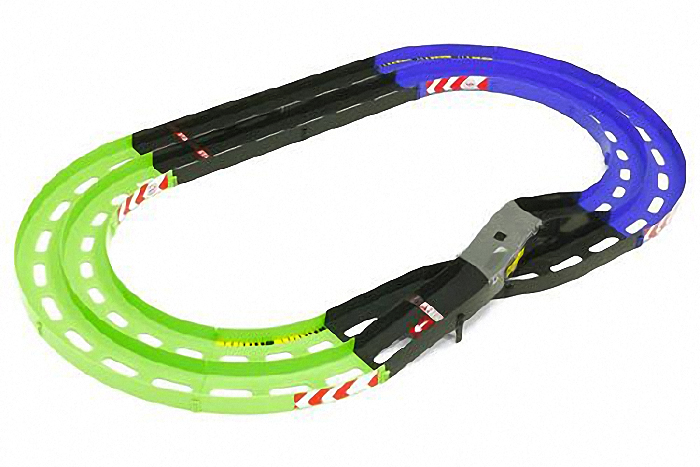 Mini 4WD Oval Home Circuit with Lane Change (Light Green/Blue).