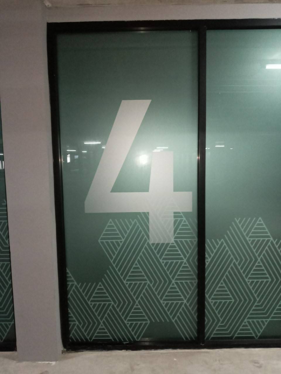 รับงานติดสติกเกอร์ฝ้าทุกชนิด #ฝ้าติดกระจกสำนักงาน