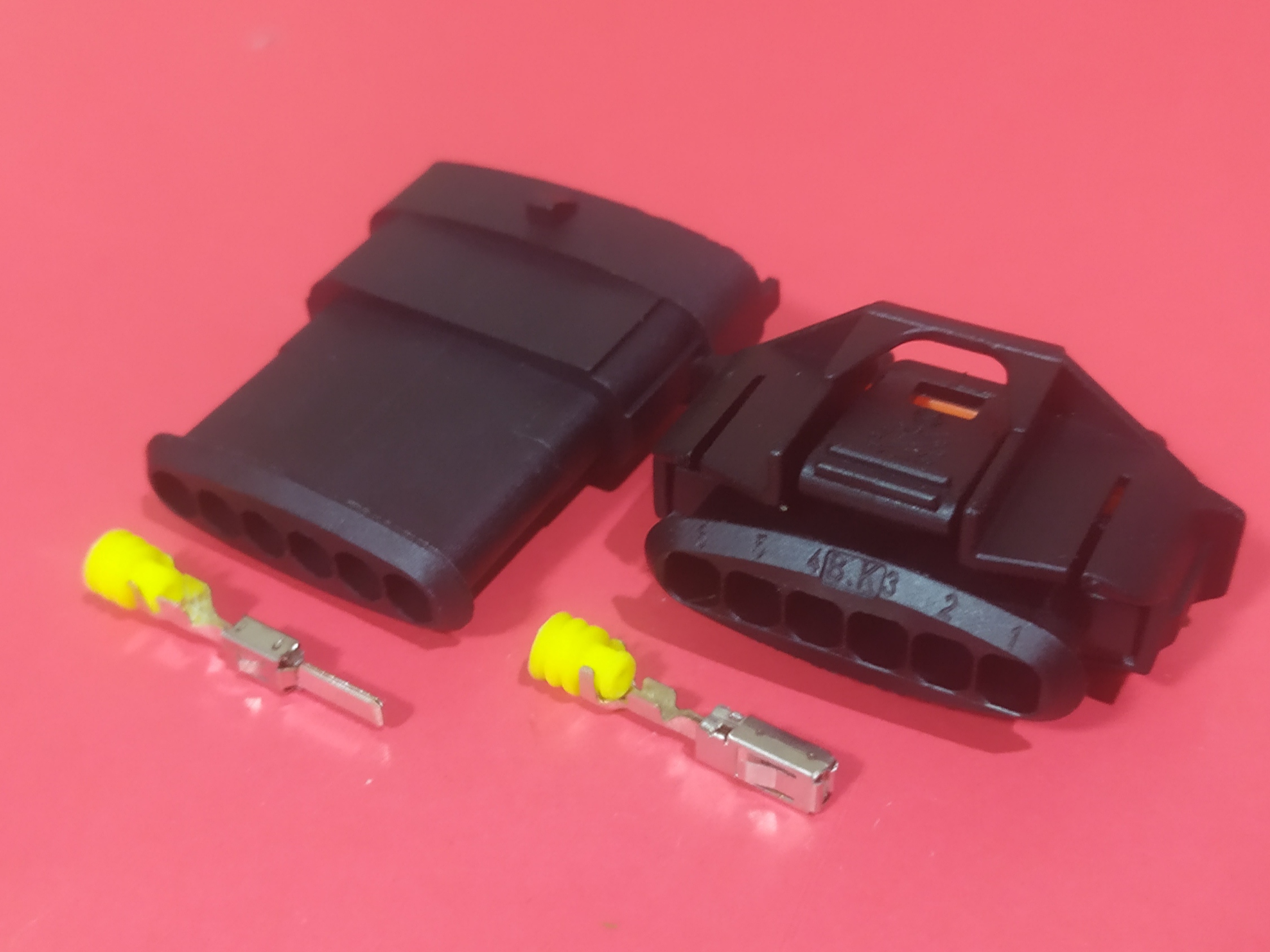 6 พิน ดำ #403740