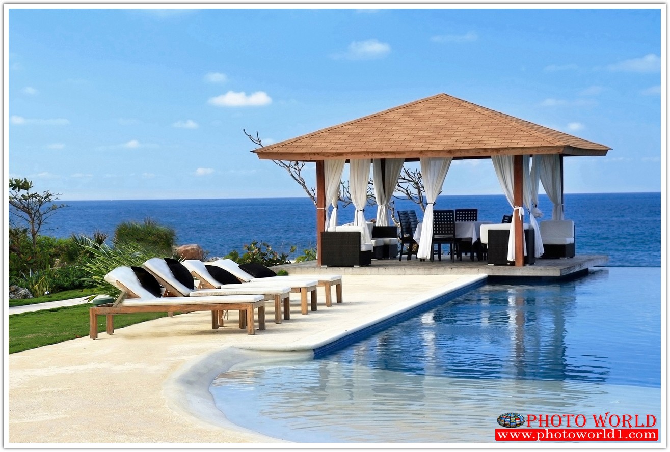 วอลเปเปอร์รูปภาพติดผนังสั่งทำ มีภาพให้เลือกกว่า 50,000 ภาพ ออกแบบกราฟฟิค หรือ รูปภาพตามที่ท่านกำหนด ในสไตล์ท่านเอง "custom made"