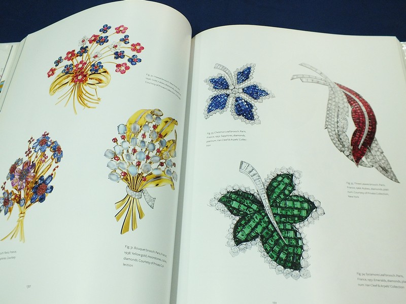 SET IN STYLE THE JEWELRY OF VAN CLEEF & ARPELS ปกแข็ง พิมพ์ปี 2011