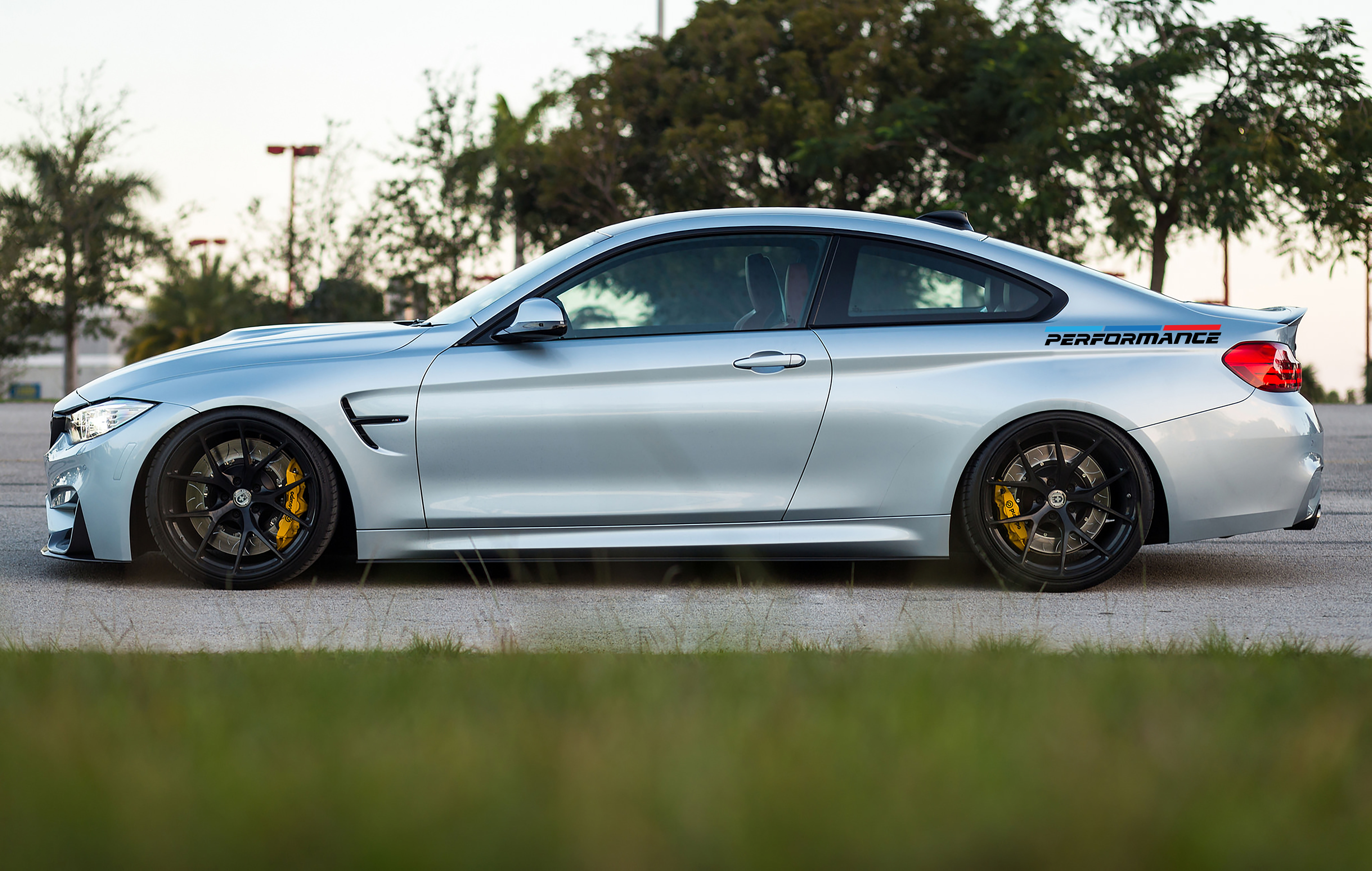 สติ๊กเกอร์ ติดกระจก หน้า-หลัง