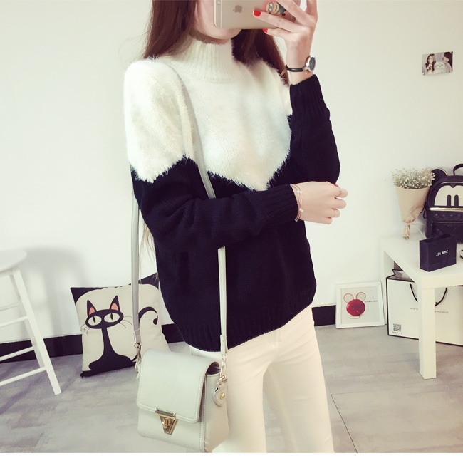 พร้อมส่ง - เสื้อไหมพรมแขนยาว ST173 (สีขาวดำ)