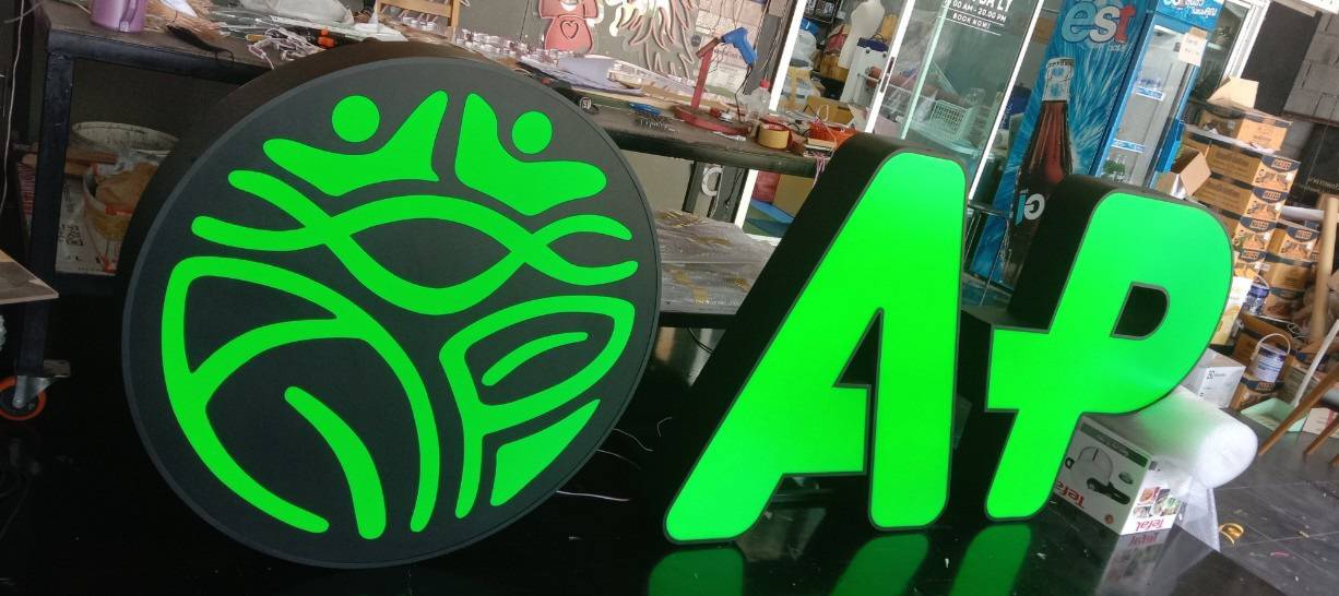 งานป้ายอักษรซิงค์ไฟออกหน้า