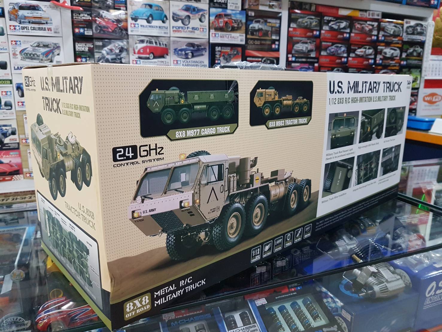 U.S. M983 Hemtt Oshkosh 8x8 Military Tactical Truck w/M747 Lowboy Trailer (Full-Option)