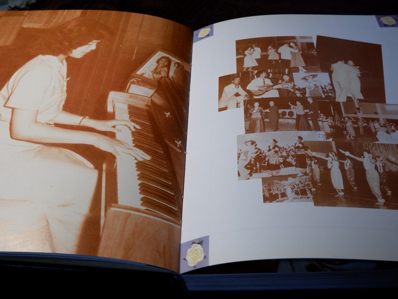 บันทึก "เป็น อยู่ คือ" สมเด็จพระนางเจ้าสิริกิติ์ พระบรมราชินีนาถ ปกเเข็ง