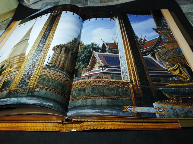 พระบรมมหาราชวัง เเละ การบูรณะปฏิสังขรณ์พระบรมมหาราชวัง โดย สำนักพระราชวัง (Pre-Order สอบถาม)