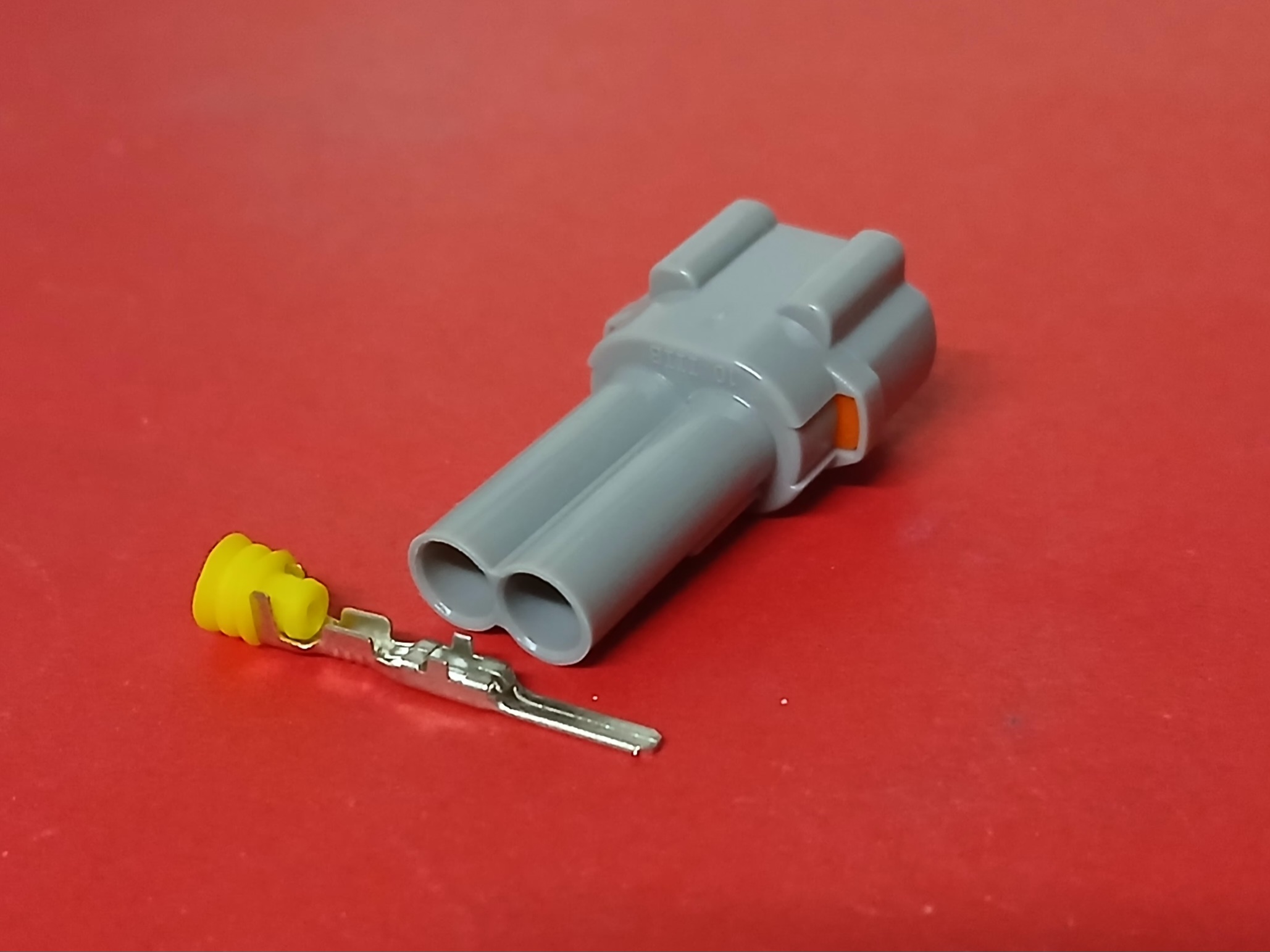 2 พิน เทา Yamaha มีร่องล่าง #2311