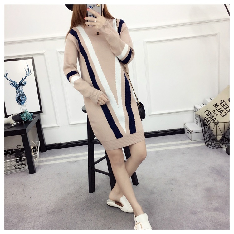 พรีออเดอร์ - เดรสไหมพรม Pre - DT139 (สีน้ำตาล)