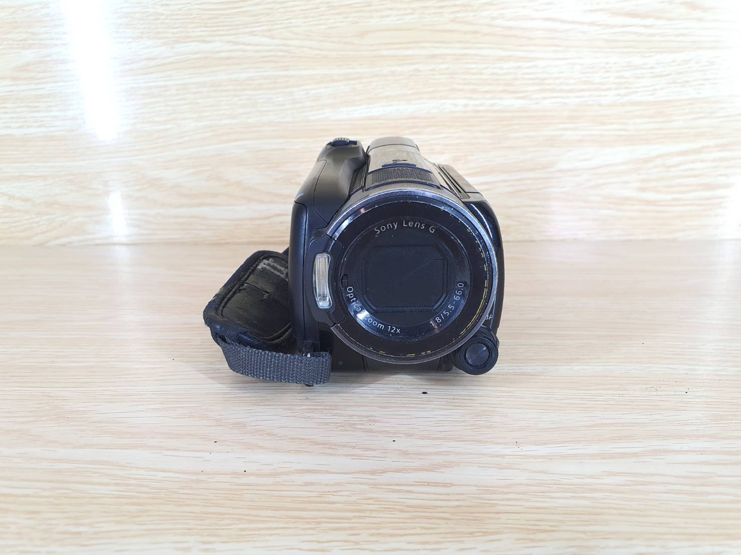 Sony HDR-XR200 120GB High Definition Handycam 'PAL' Camcorder