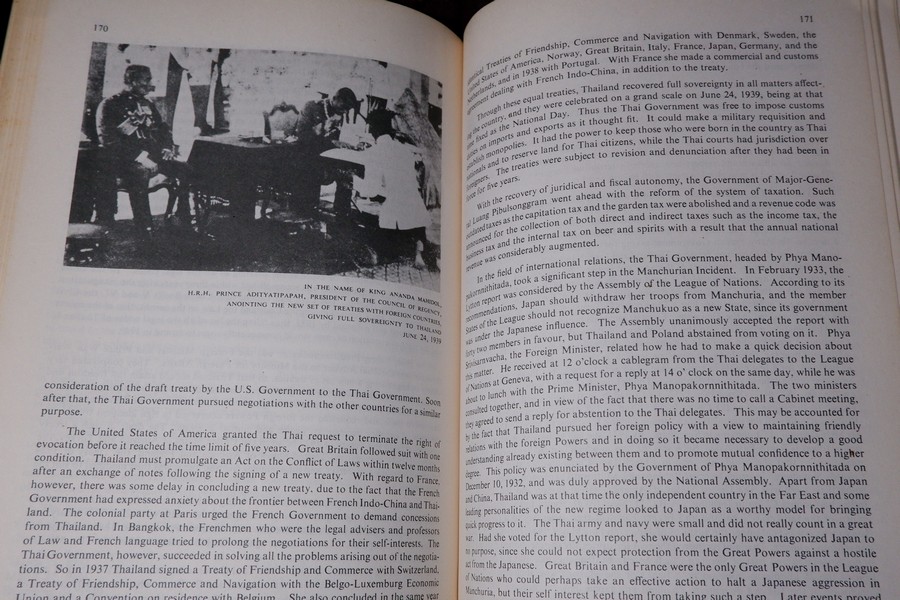 A HISTORY OF THAILAND BY RONG SYAMANANDA MA