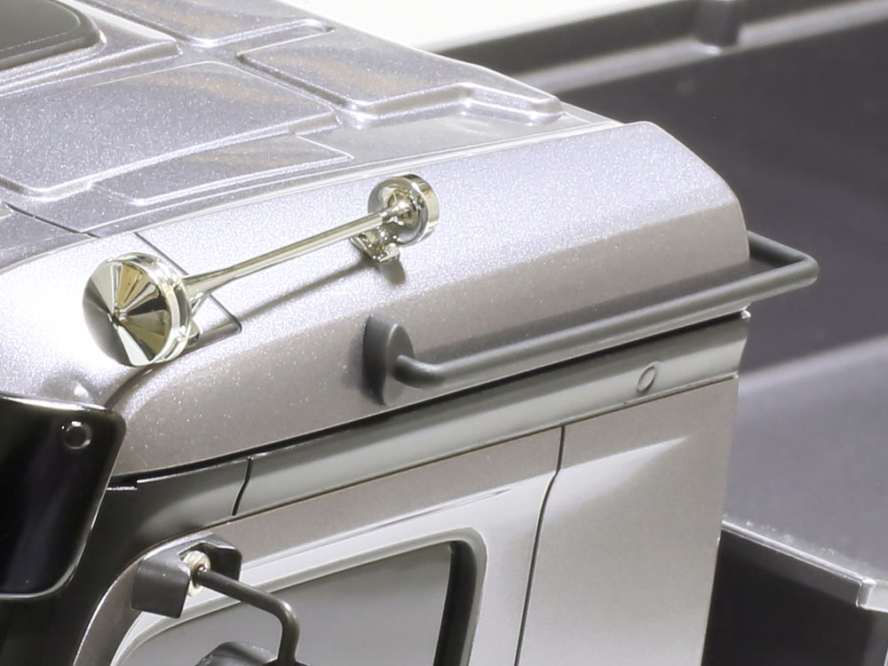 Mercedes-Benz AROCS 3348 6x4 Tipper Truck (Red Cab & Silver Bed Edition)