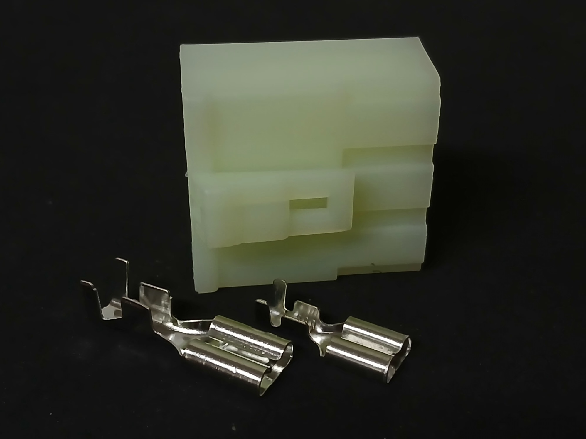 5 พิน แผ่นชาร์จ Honda #70510