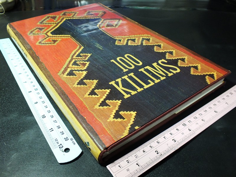 100 KILIMS MASTERPIECES FROM ANATOLIA by yanni petsopoulos ปกแข็ง