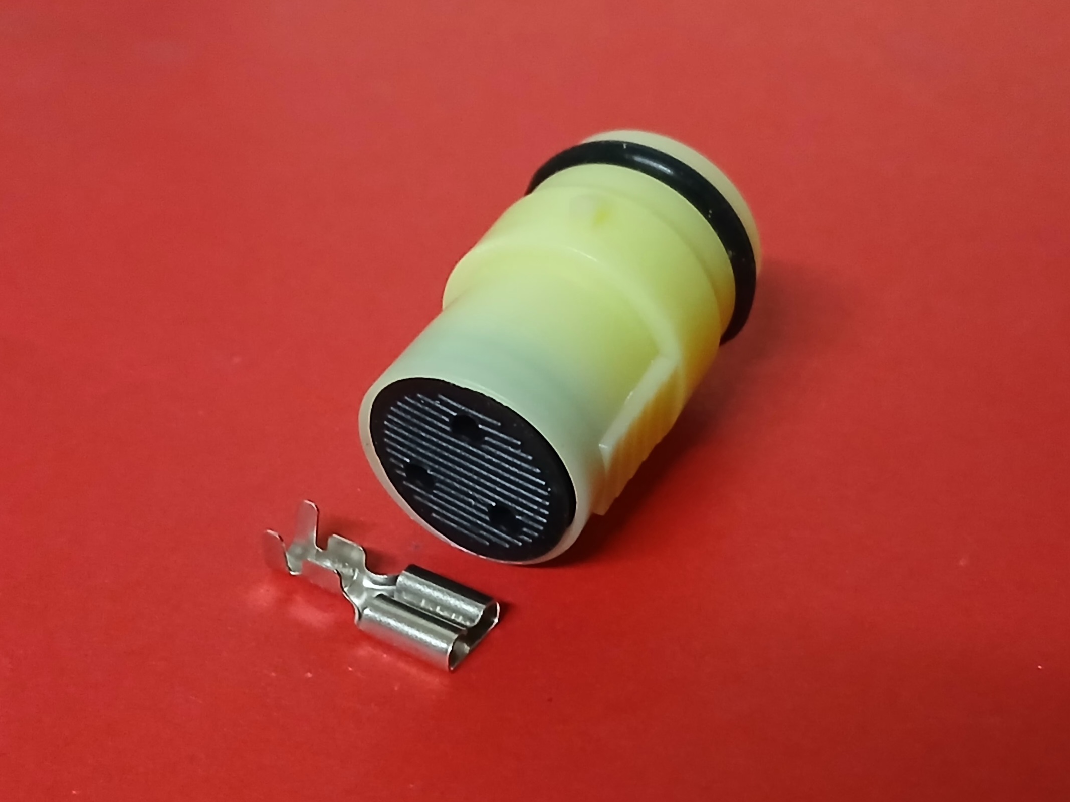 3 พิน ไดร์ชาร์จ Isuzu TFR #3551