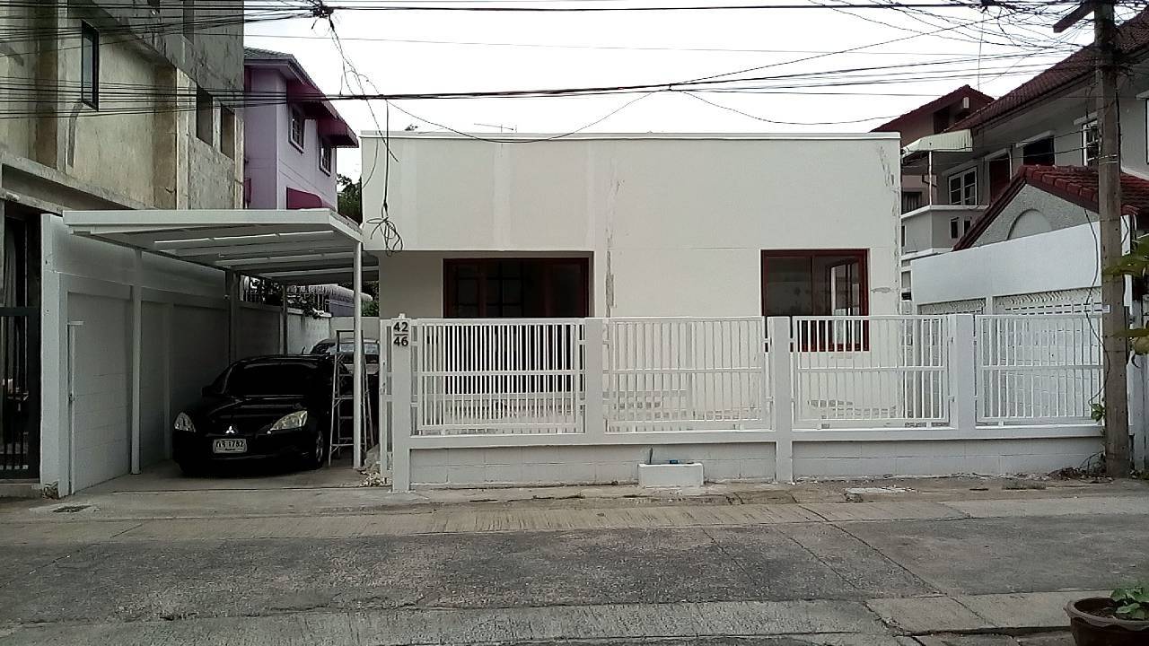 ป้ายบ้านเลขที่สแตนเลสยกขอบผลิตพร้อมติดตั้งที่ จตุจักร