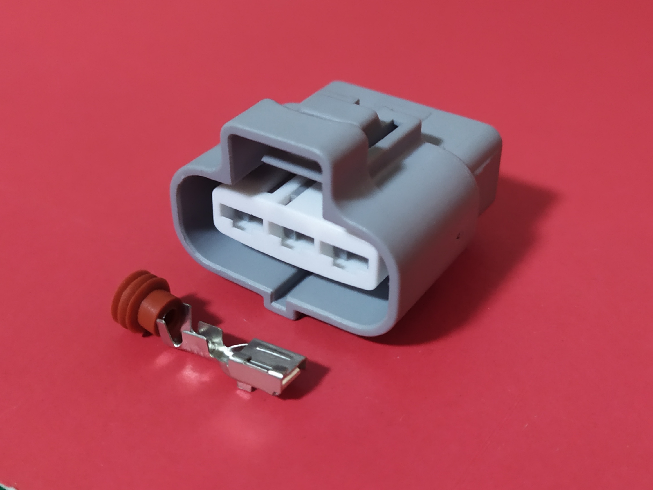 3 พิน เทา 4.8 มม. พัดลม Toyota #0165