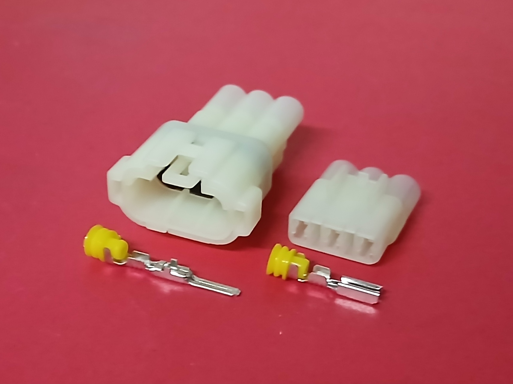 3 พิน ขาว #3801