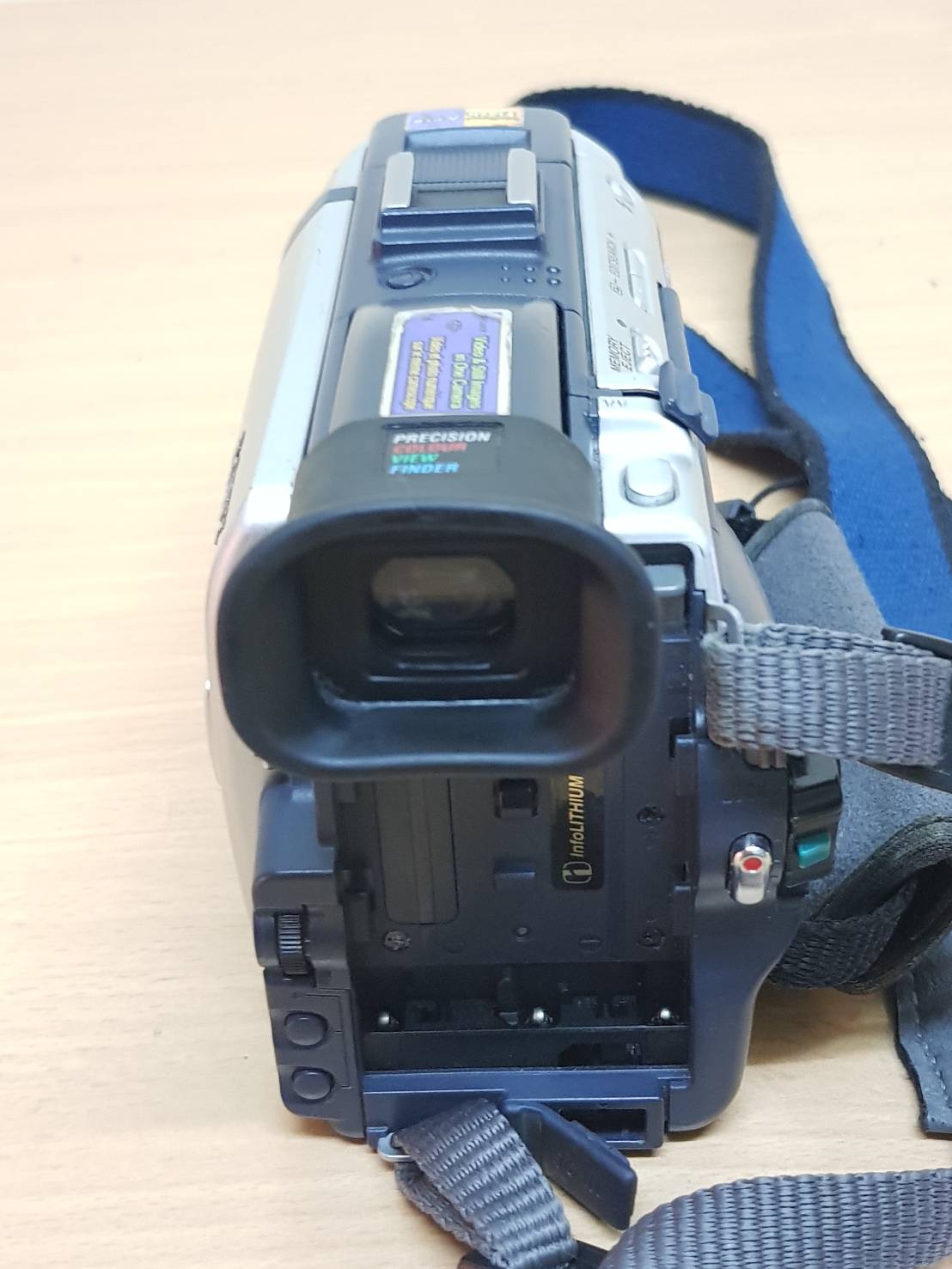 กล้องดิจิตอล Sony DSCF505V Cybershot 2.6MP มือสอง