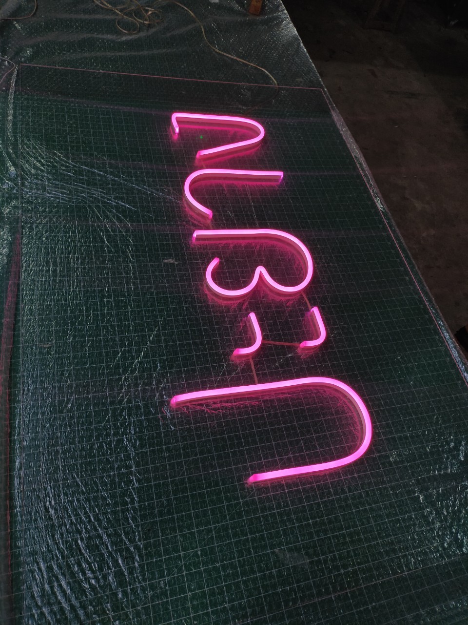 งานไฟเฟค