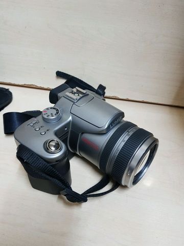 ขายกล้องถ่ายรูป panasonic lumix dmc-fz50 มือสอง