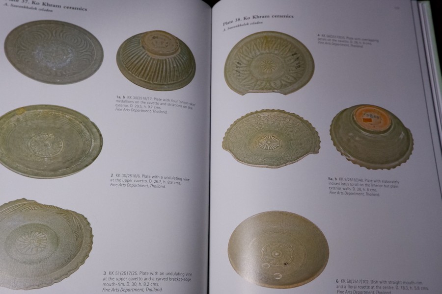 The Ming Gap and Shipwreck Ceramics in Southeast Asia Towards a Chronology of Thai Trade Ware by Roxanna Maude Brown