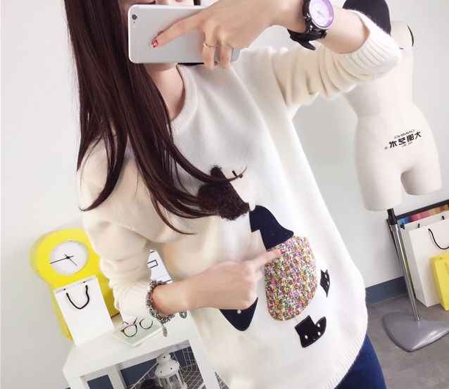 พรีออเดอร์ - เสื้อไหมพรมแฟชั่นลายการ์ตูนเด็กผู้หญิง Pre- ST655 (สีขาว)