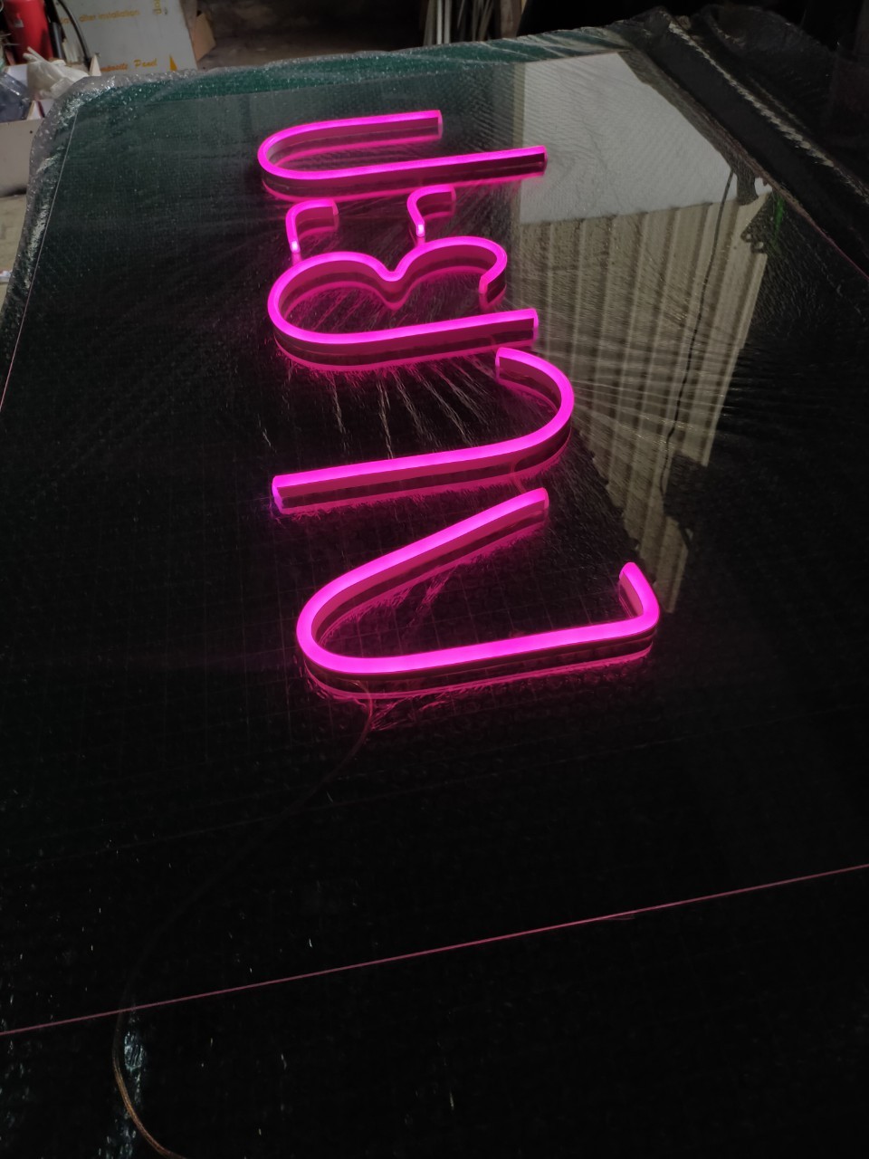 งานไฟเฟค