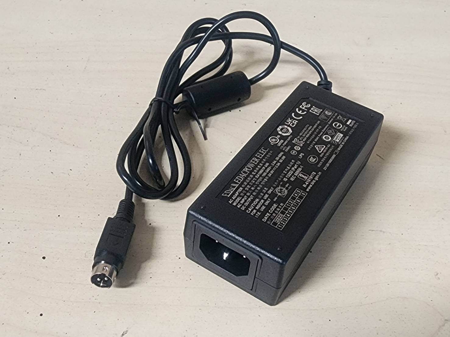 Adapter Model: EA10681P-240 24V 2.5A หัวแบบ 4 pin มือสอง