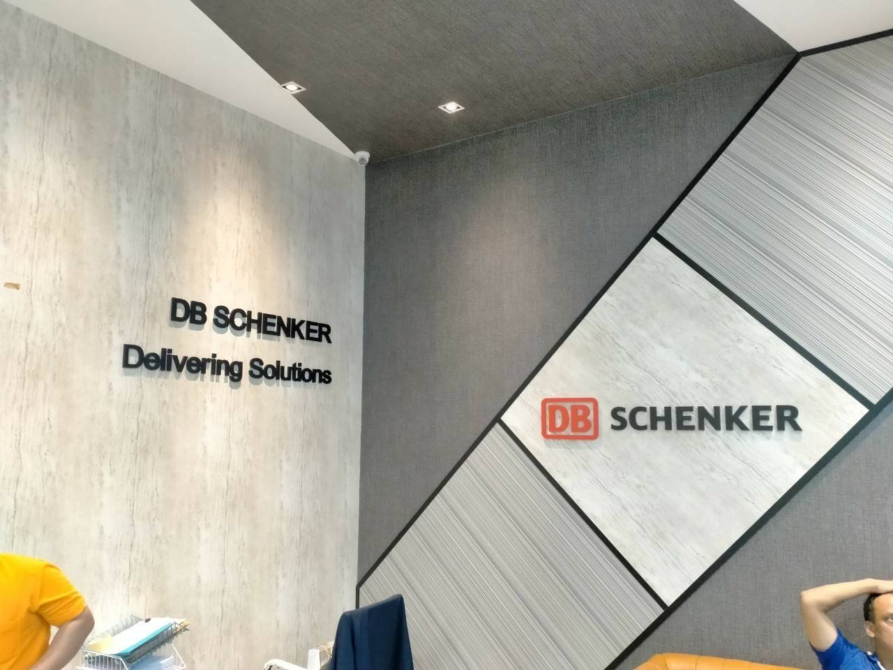 ป้ายตัวอักษรซิงค์ - DB SCHENKER Deliverine Solutions ติดตั้งป้ายชลบุรี