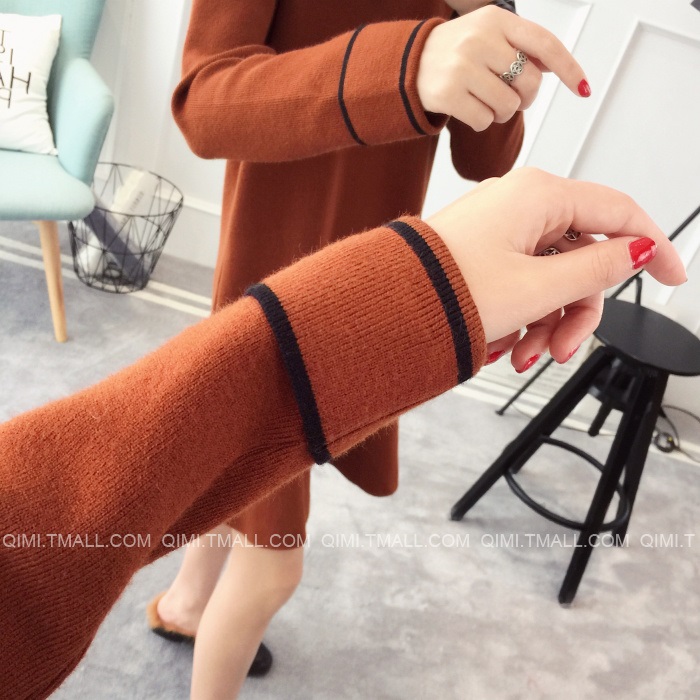 พรีออเดอร์ - เดรสไหมพรม Pre - DT146 (สีน้ำตาล)