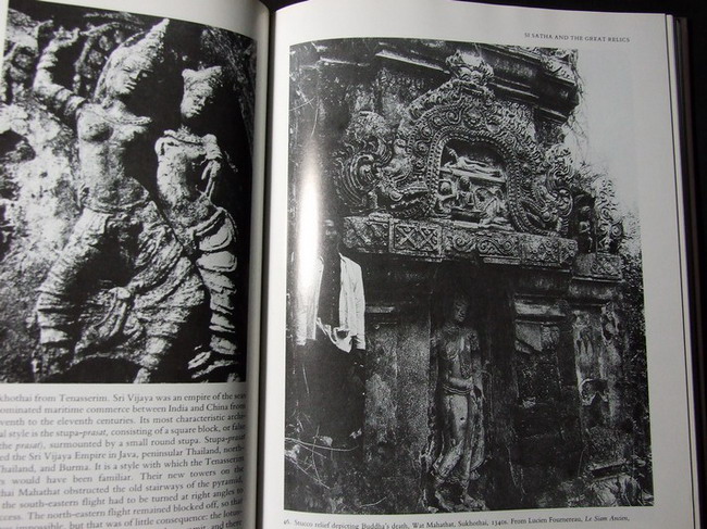 Sukhothai Its history Culture and Art by Betty gosling (Oxford University Press ) ปกแข็ง ปี 1991
