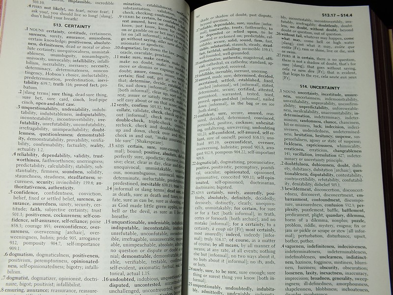 Roget's International Thesaurus by ROBERT L.CHAPMAN ปกแข็ง 1317 หน้า ปี 1979