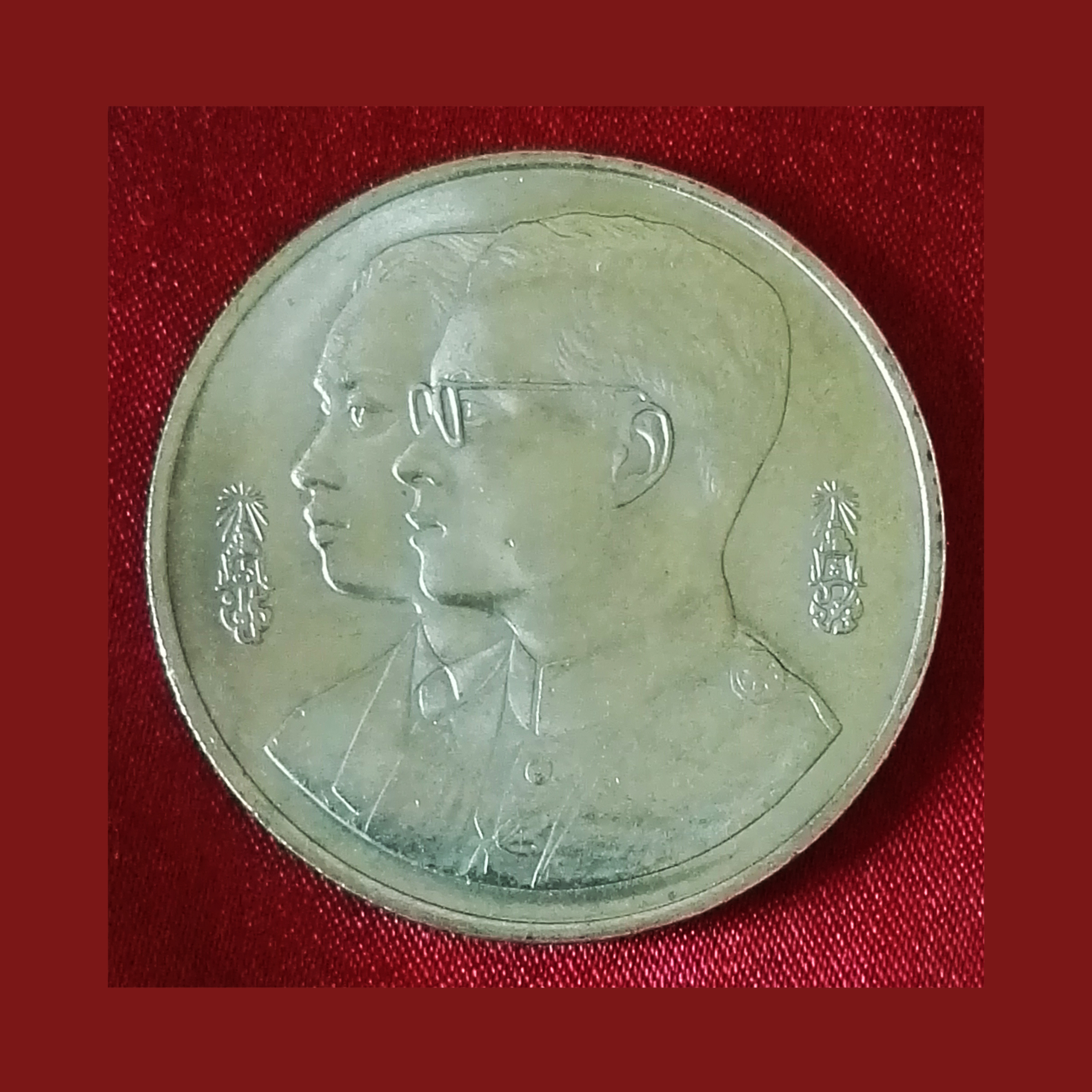 เหรียญ10บาท ครบ 60 ปี มหาวิทยาลัยธรรมศาสตร์