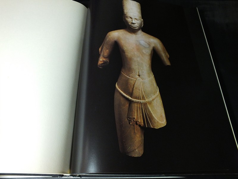 THAI AND CAMBODIAN SCULPTURE from the 6 th to the 14 th centuries (สอบถาม)