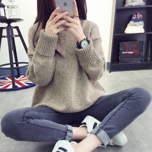 พร้อมส่ง - เสื้อไหมพรมแฟชั่นแขนยาว ST660 (สีกากี)