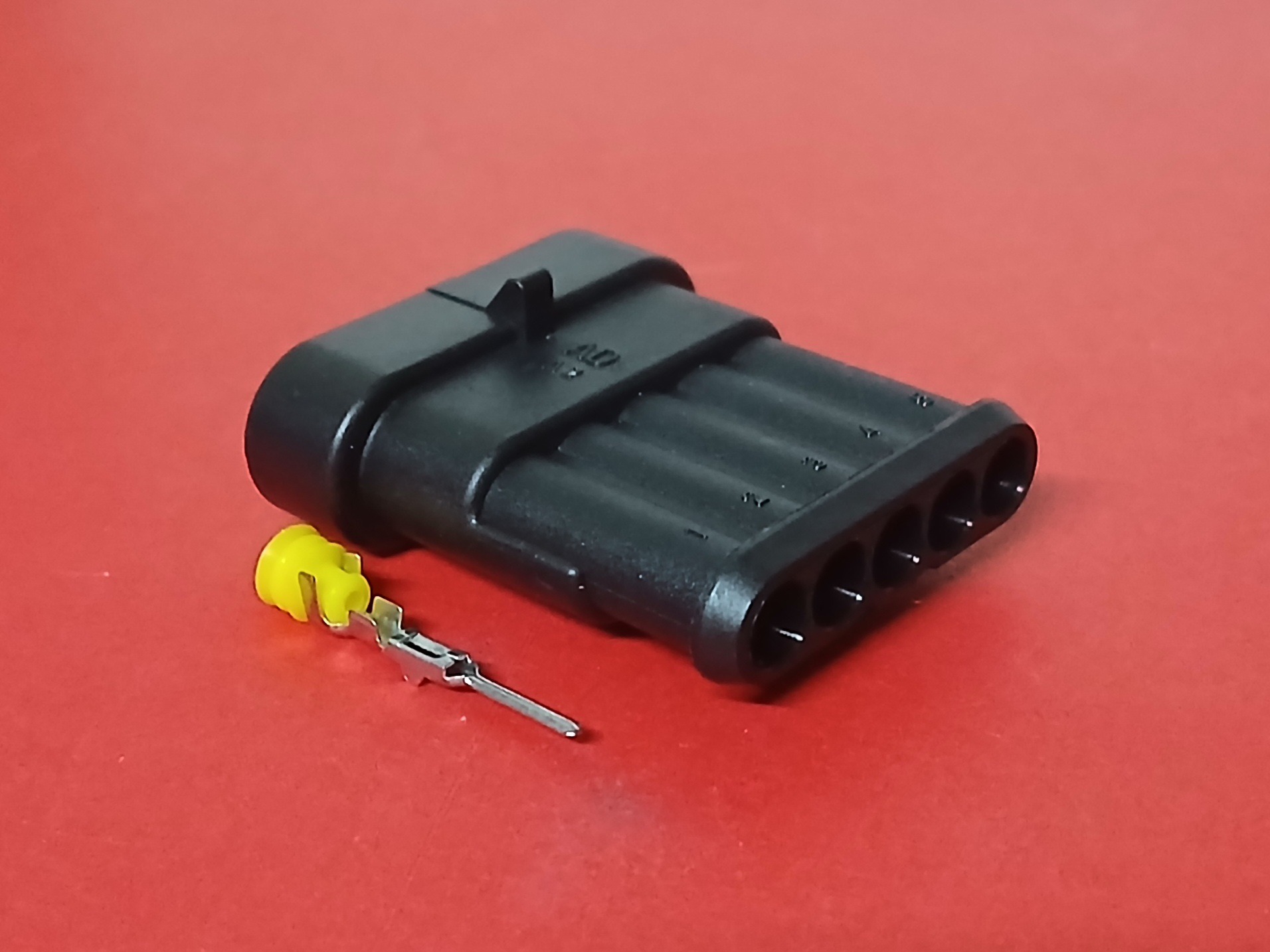 5 พิน Amp 1.5 ตัวผู้