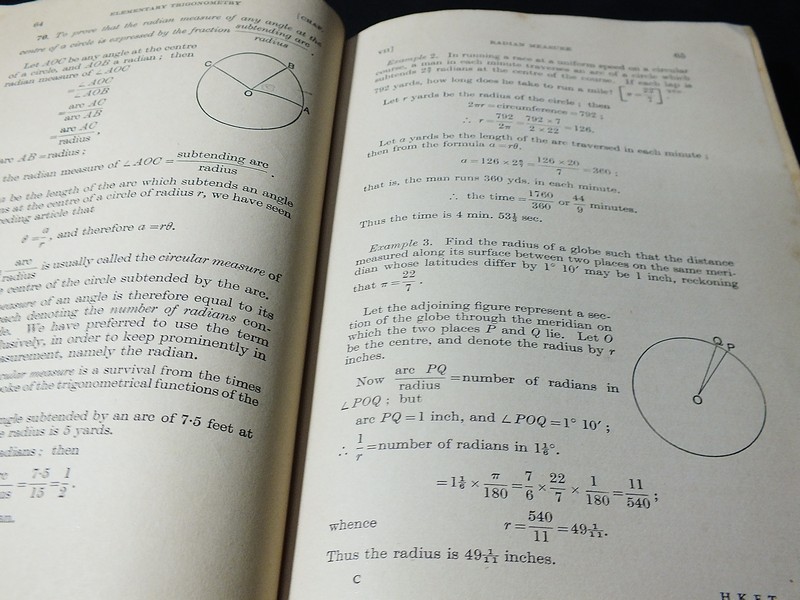 ELEMENTARY TRIGONOMETRY and KEY TO HALL & KNIGHT'S ELEMENTARY TRIGONOMETRY ปกแข็ง 2 เล่ม ปี 1960