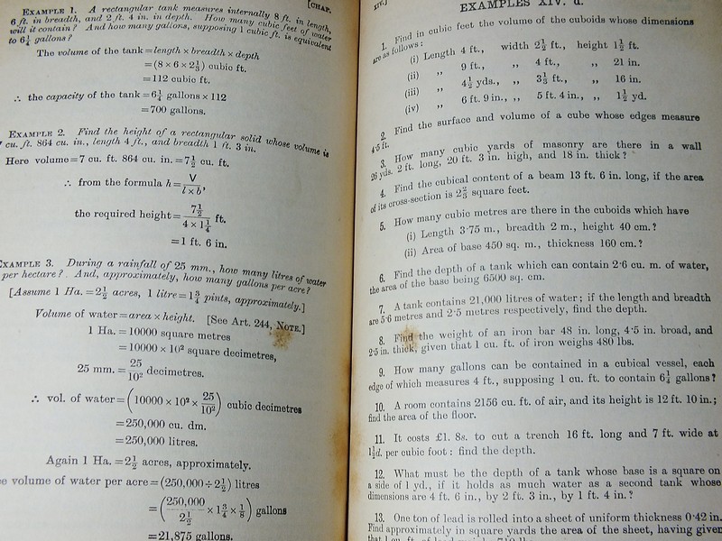 A School Arithmetic by H.S.HALL & F.H.STEVENS ปกแข็ง 550 หน้า ปี 1959