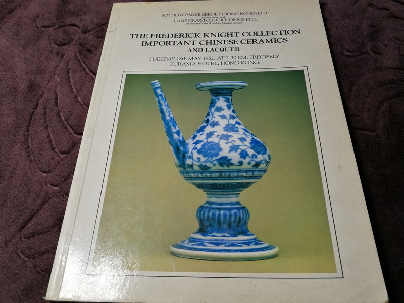 IMPORTANT CHINESE CERAMICS AND LACQUER by SOTHEBY (HONGKONG) พิมพ์ปี 1982