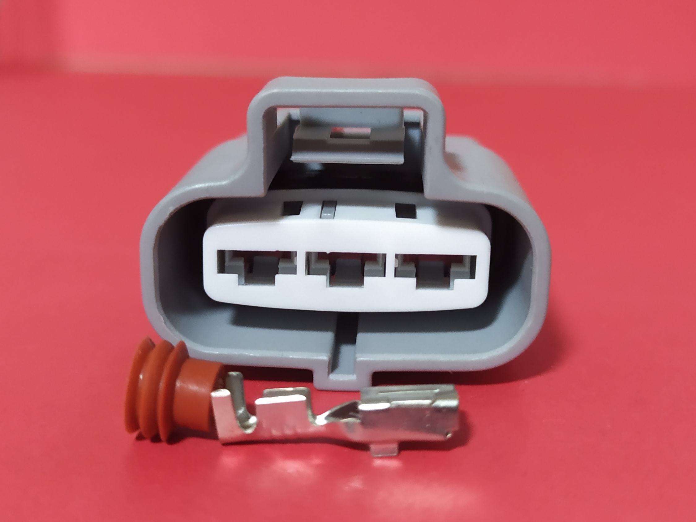 3 พิน เทา 4.8 มม. พัดลม Toyota #0165