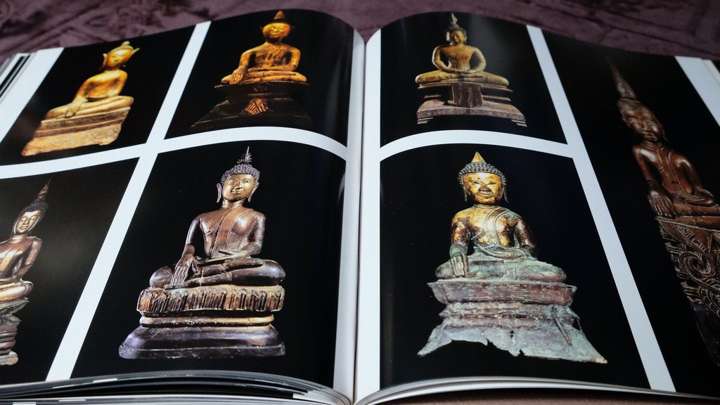 Lao Buddha: The Image and Its History by Somkiart Lopetcharat พระพุทธรูปล้านช้าง โดย สมเกียรติ โล่เพชรัตน์ (พรีออเดอร์-สอบถาม)