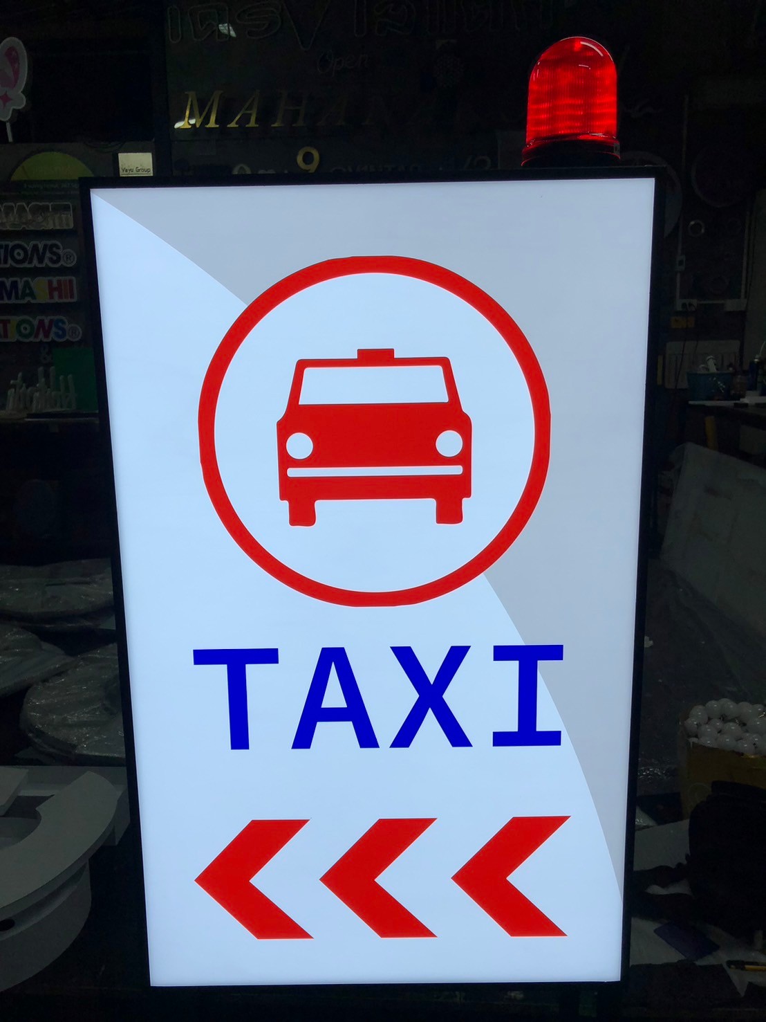 ป้ายกล่องไฟเเท๊กซี่ เสริมไฟไซเรน