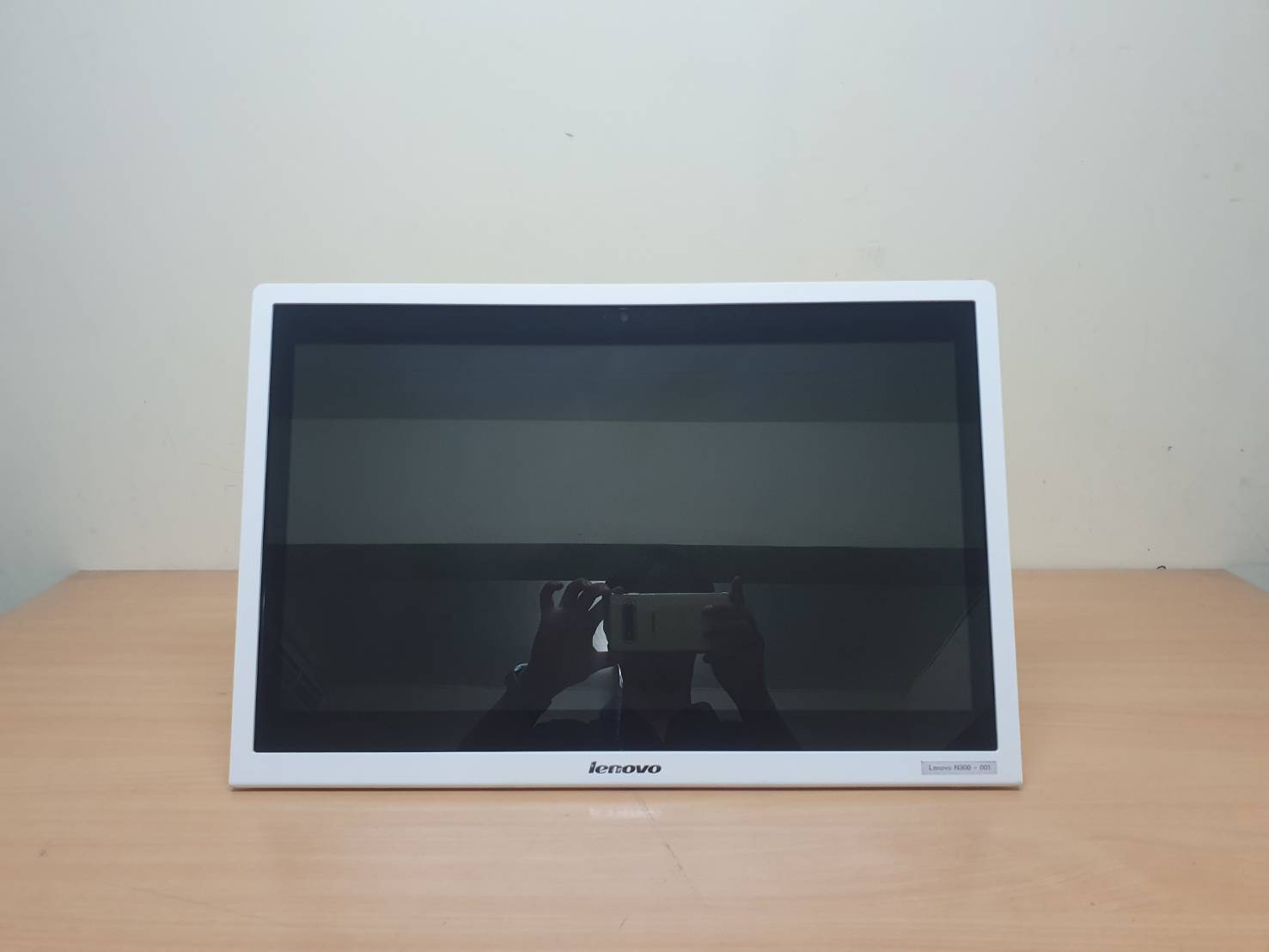 Lenovo IdeaCentre N300 หน้าจอสัมผัส ขนาด 19.5 นิ้ว มือสอง