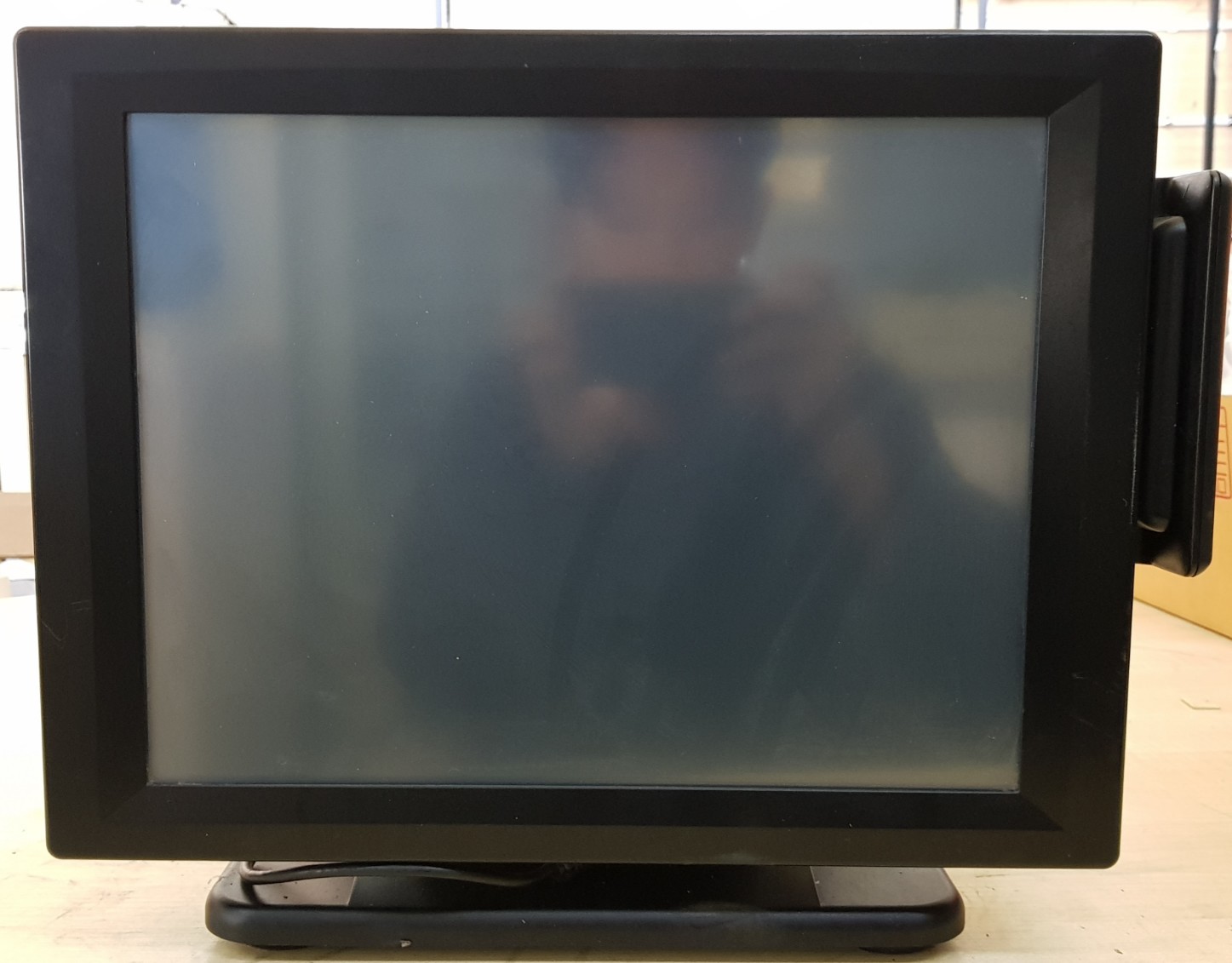 All-in-one POS system RDT-150 15" TFT LCD มีจอหลัง