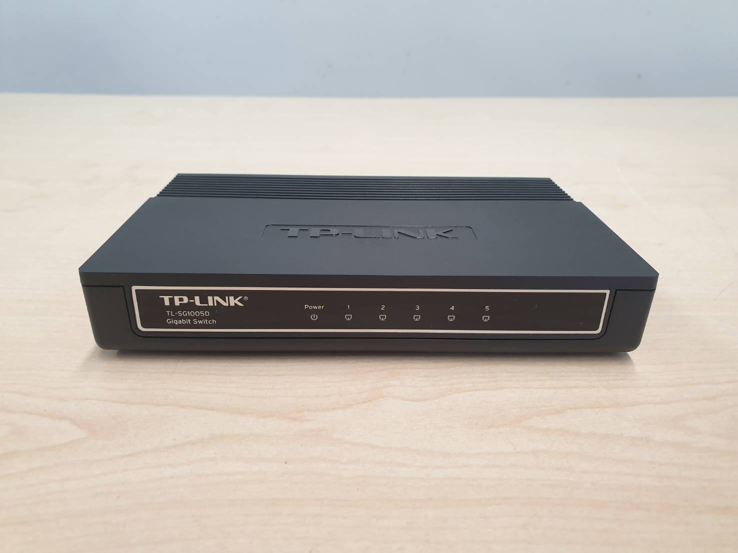 ฮับสวิตช์ TP-Link TL-SG1005D 5 พอร์ต มือสอง