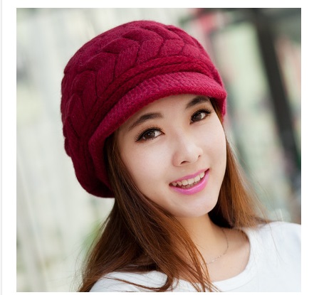 พร้อมส่ง - หมวกไหมพรม HT123 (สีแดงไวน์)